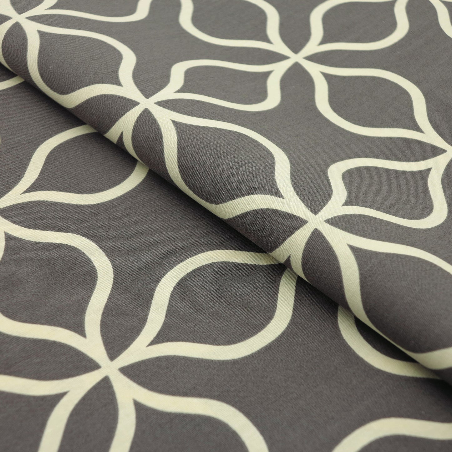 ゆかた 花菱〈鈍色〉